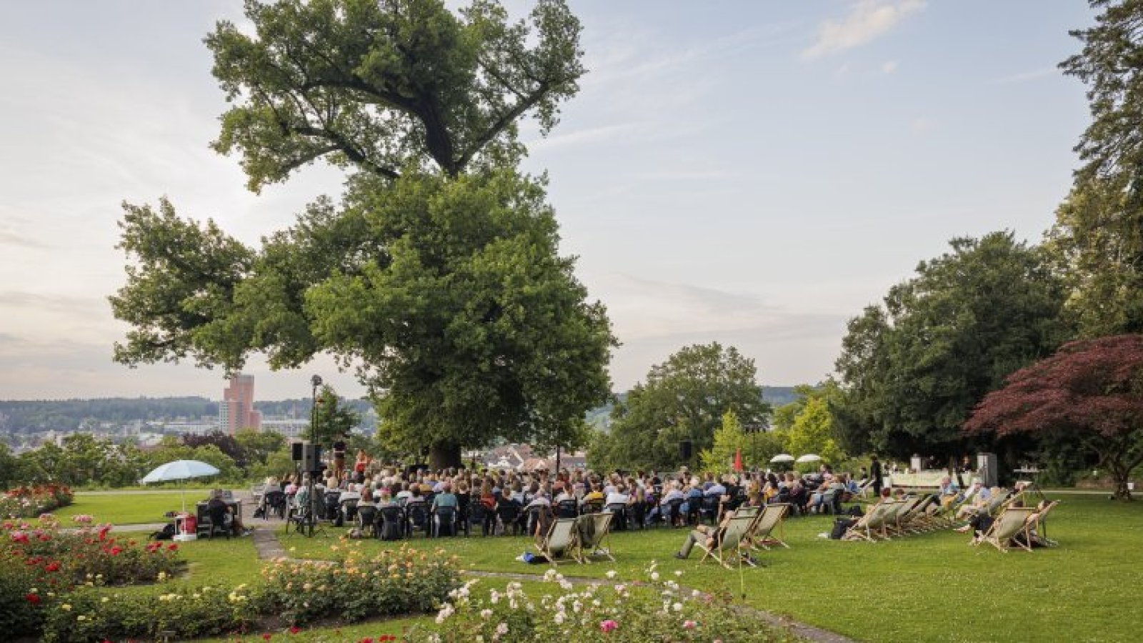 lauschig – wOrte im Freien