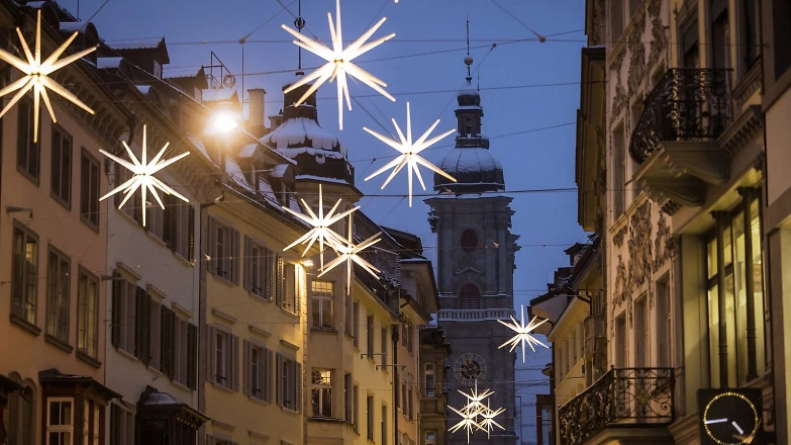 Winterlicher Genussbummel unter Sternen in St.Gallen
