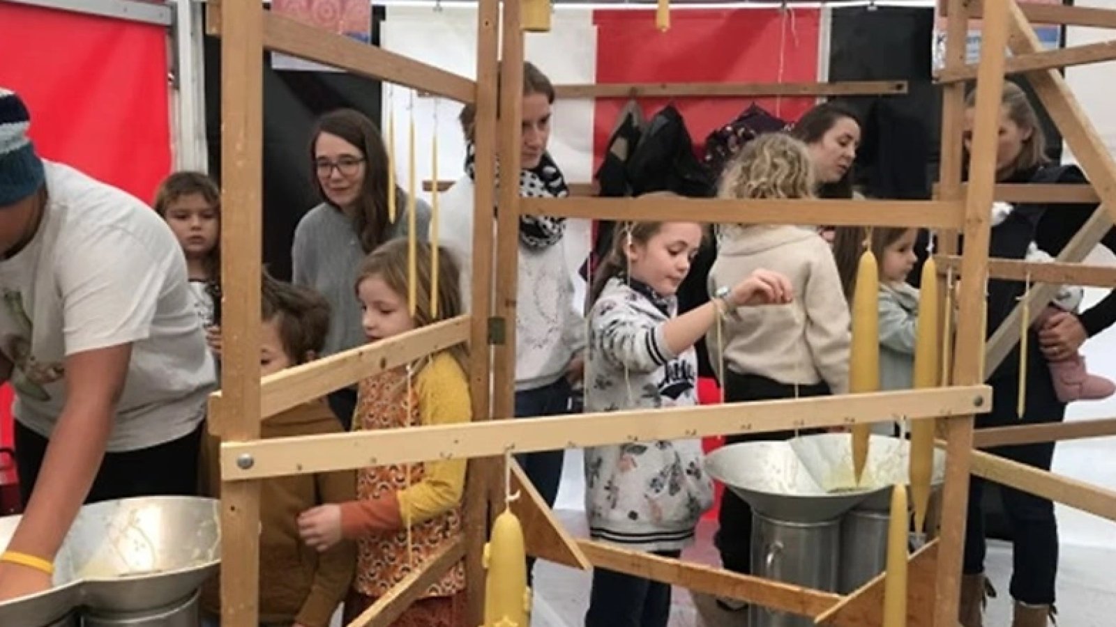 Kerzenziehen Sternenmarkt