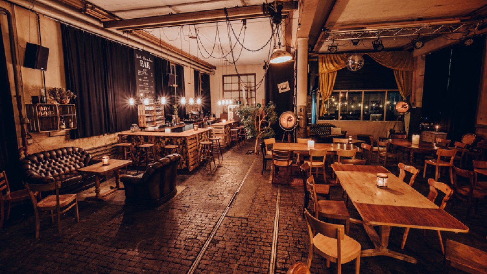 Offener Bar-Abend April