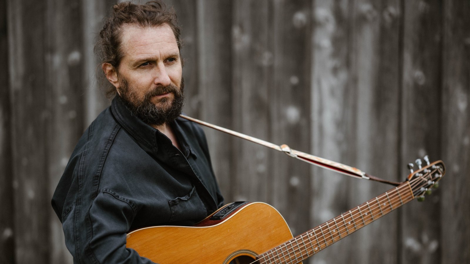 Shem Thomas, unplugged