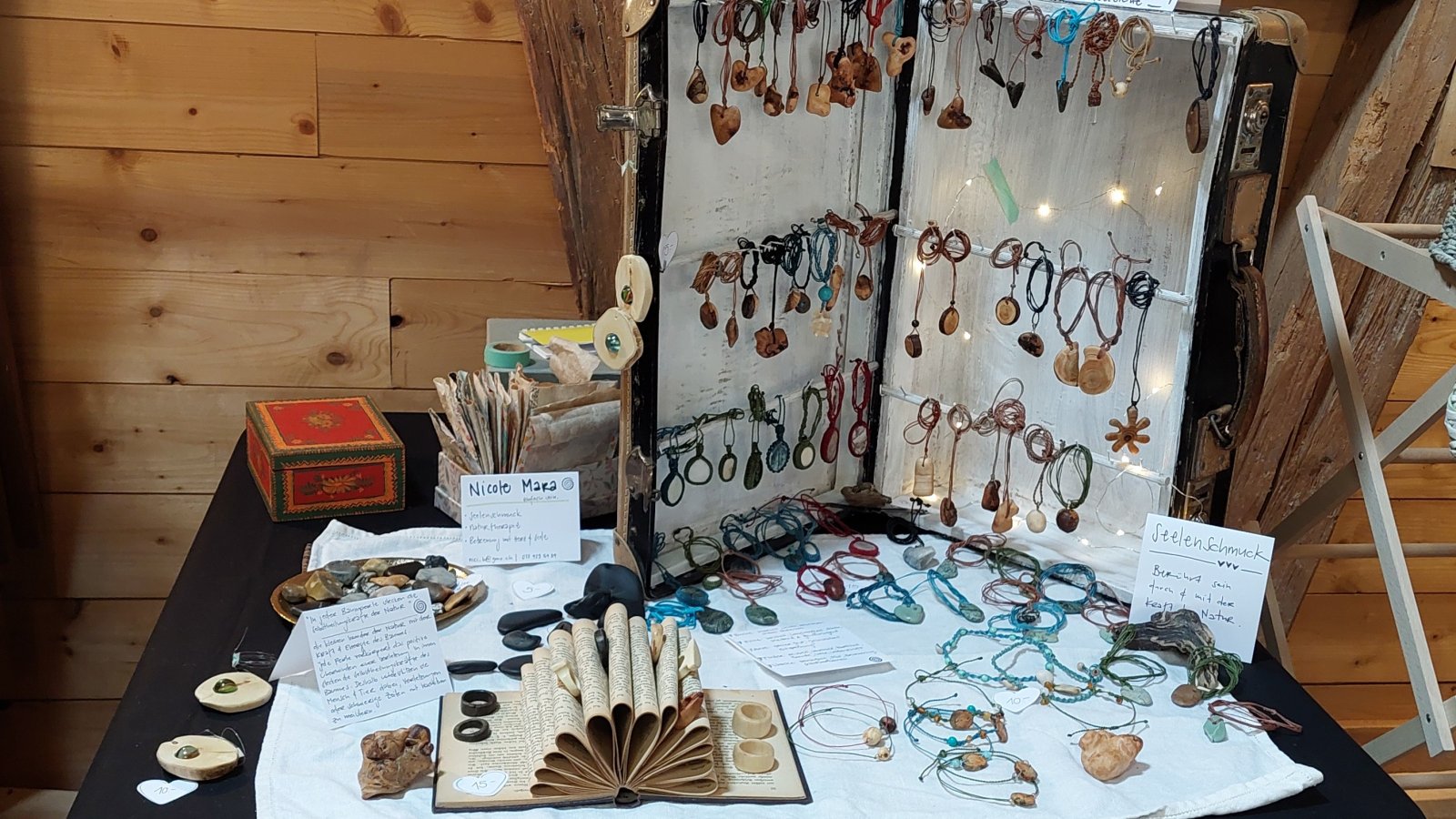 Koffermarkt auf dem Heuboden