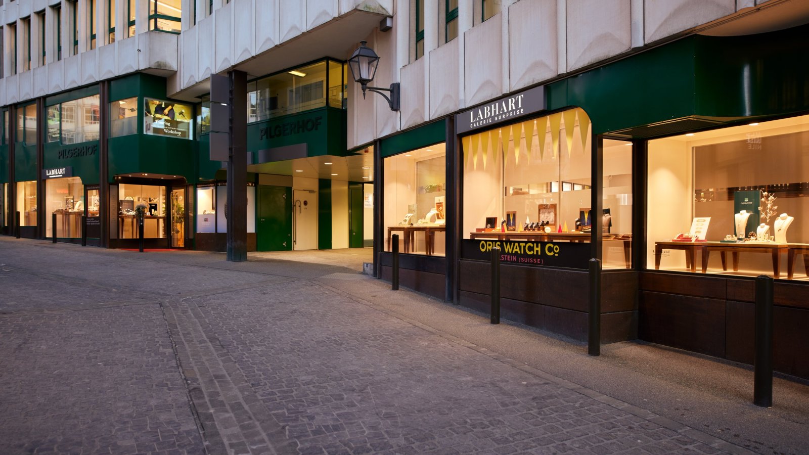 Code knacken. Uhr bauen.