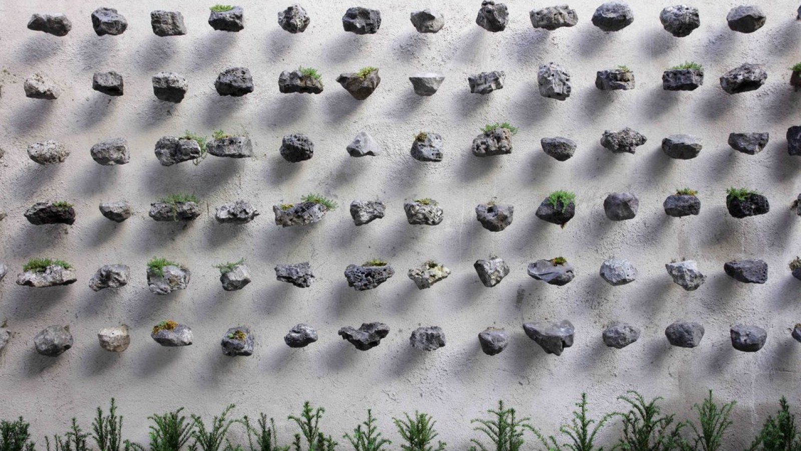 Jamie North «Stone in Three Phases 2022»