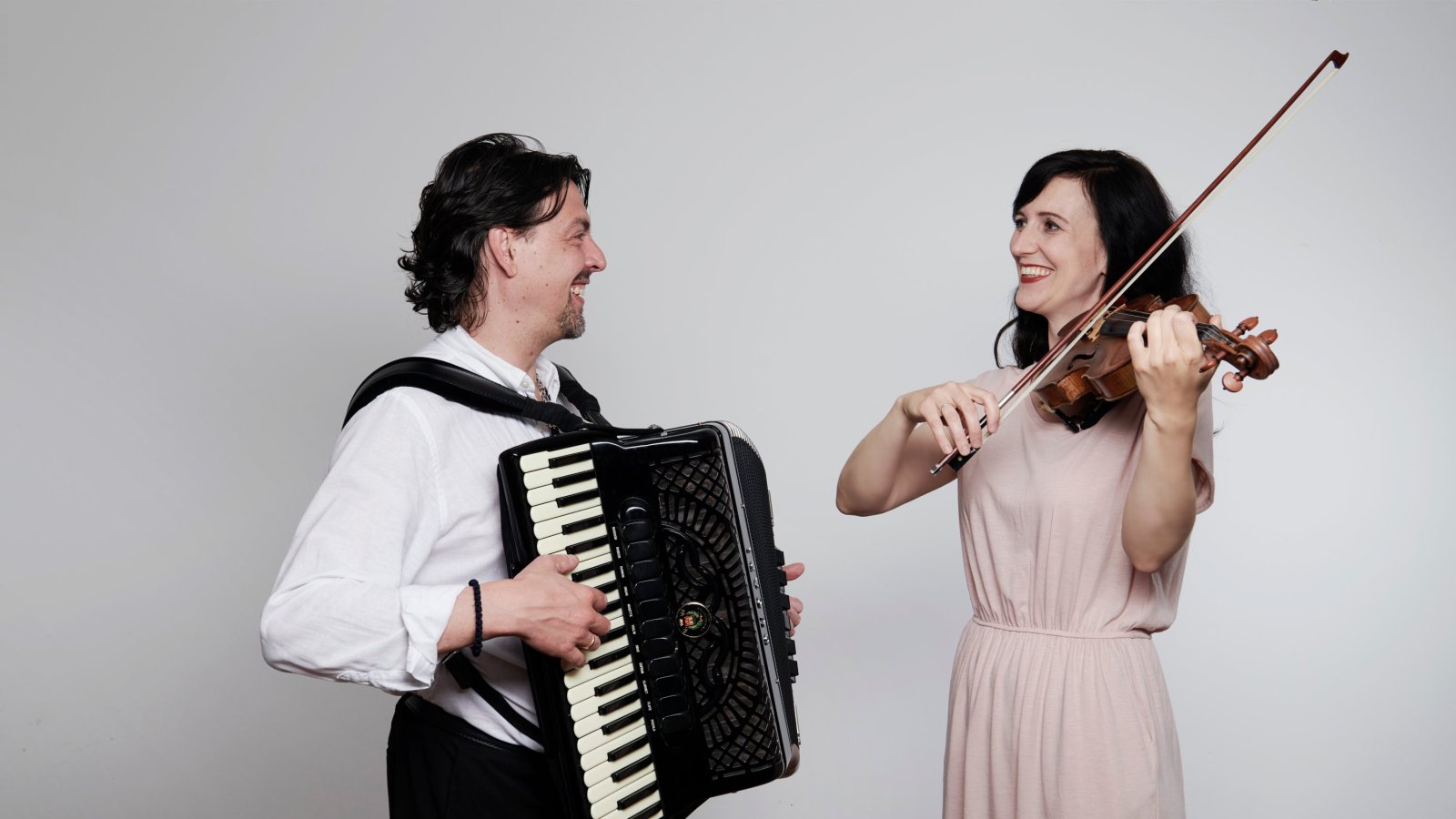 Sommerbühne: Nina Ulli und Goran Kovacevic – Gipsy Serenade