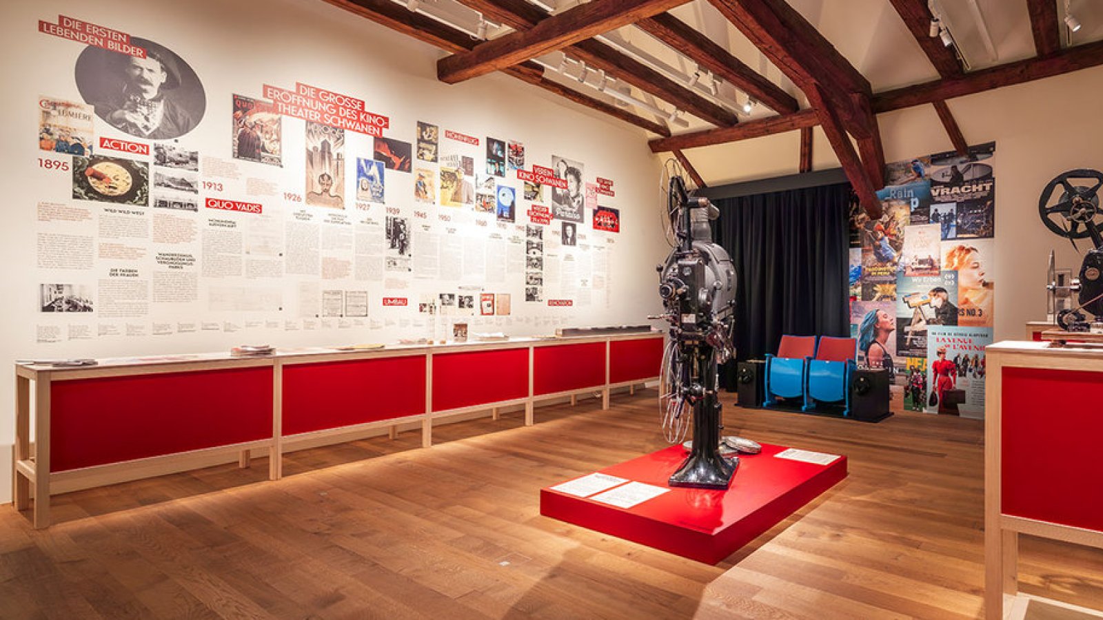 After-Work-Führung durch die Ausstellung «Film ab! – 100 Jahre Kino Schwanen»