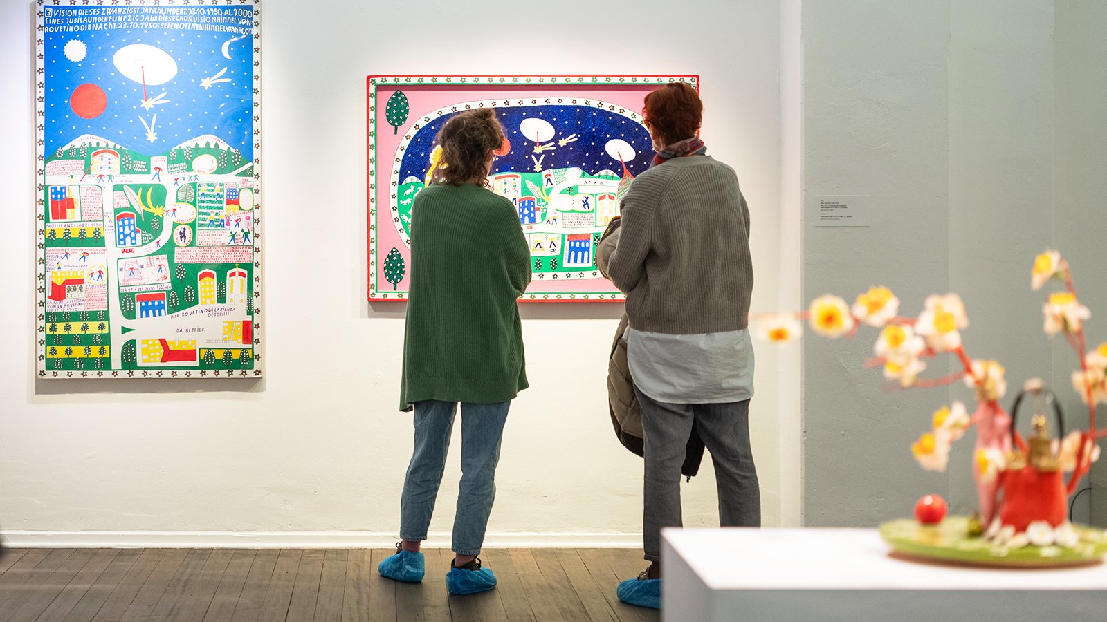 Foto von der Vernissage der Ausstellung "Stranger Than Paradise"