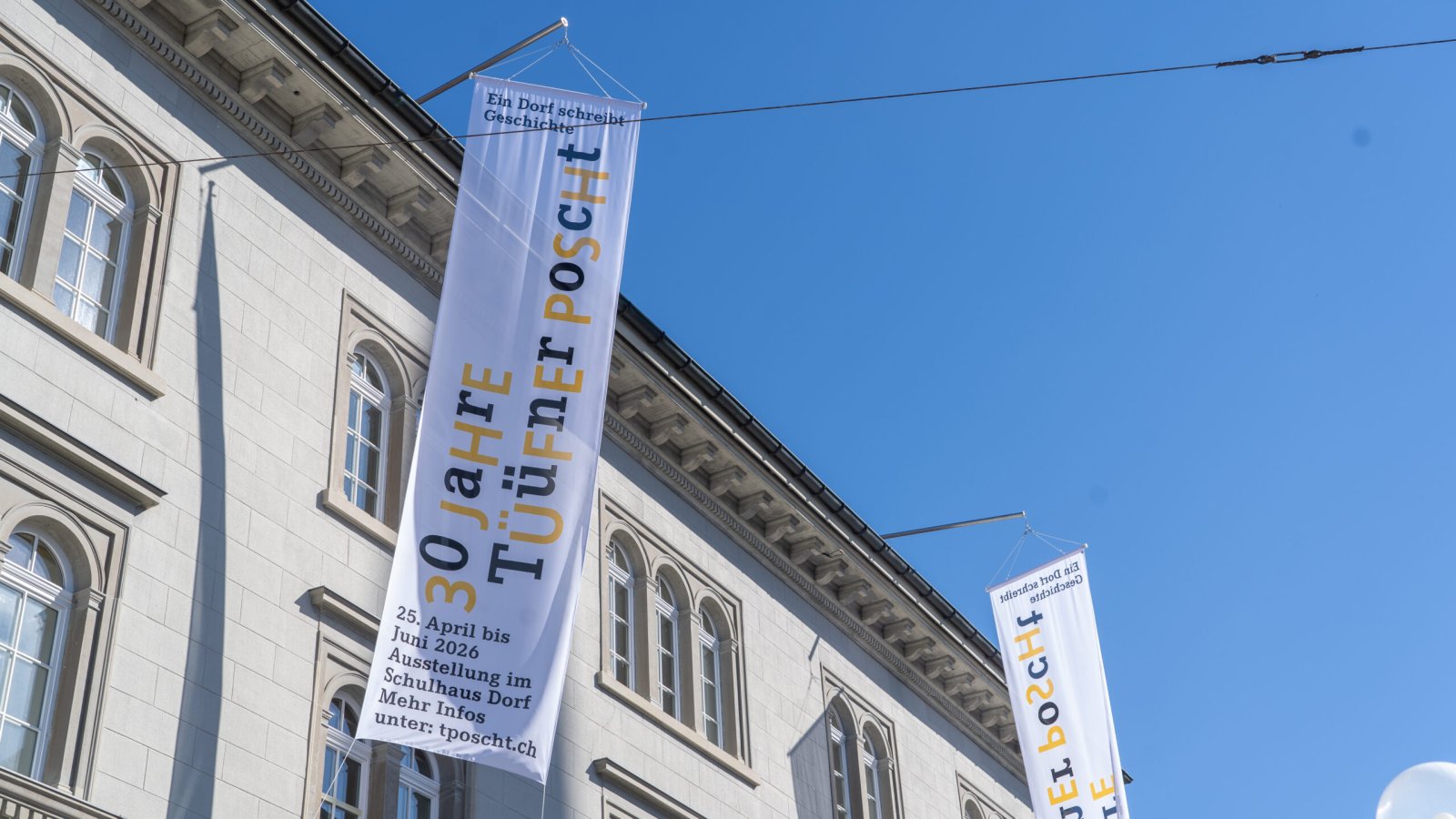 Vernissage: 30 Jahre Tüüfner Poscht - Ein Dorf schreibt Geschichte