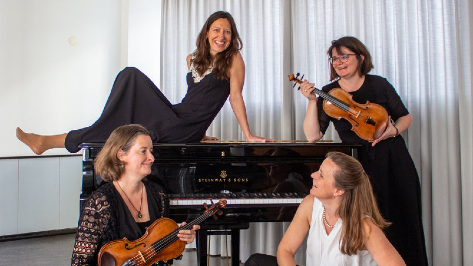 "aber nachts" - Manesse Klavierquartett