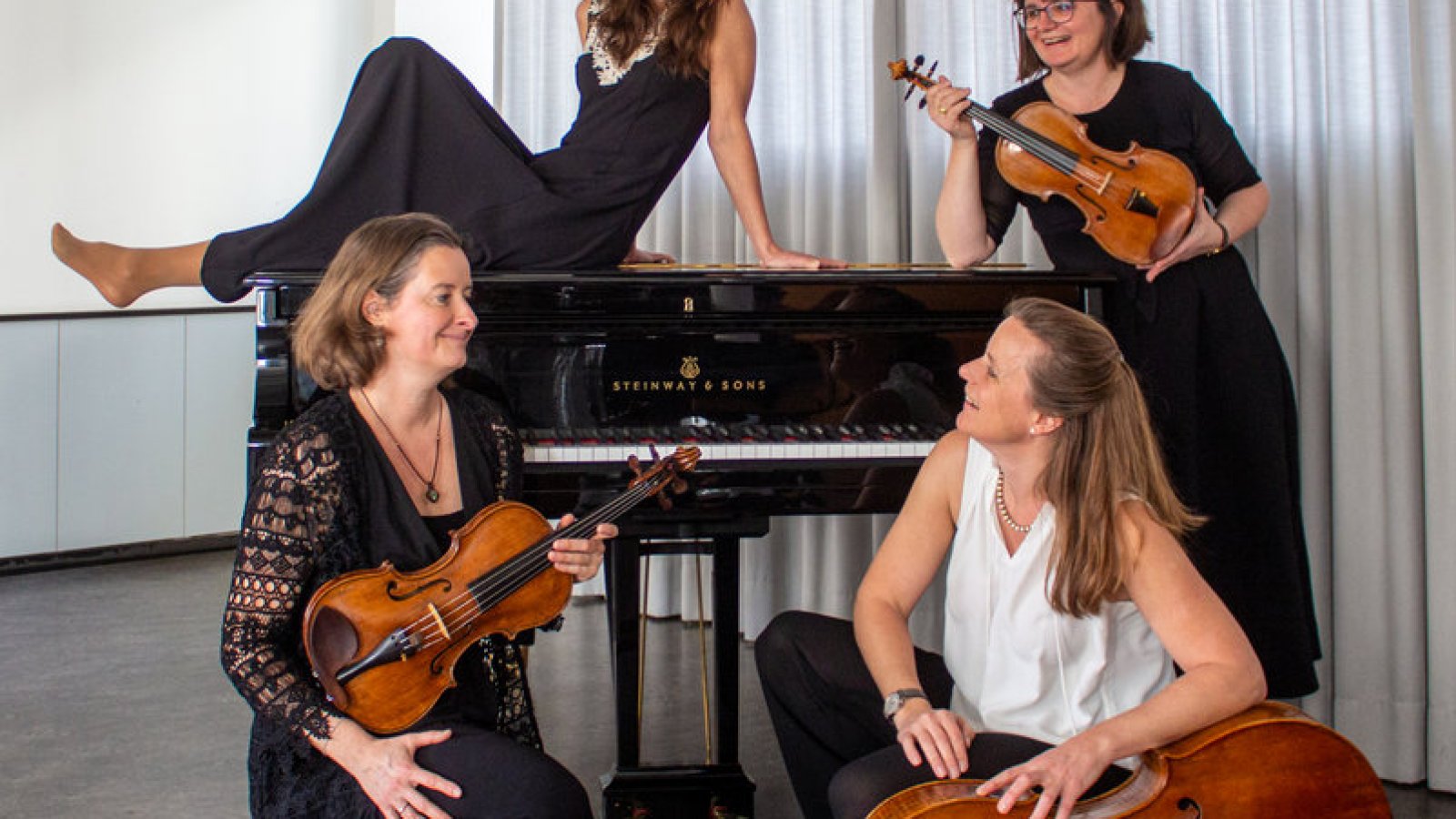"aber nachts" - Manesse Klavierquartett