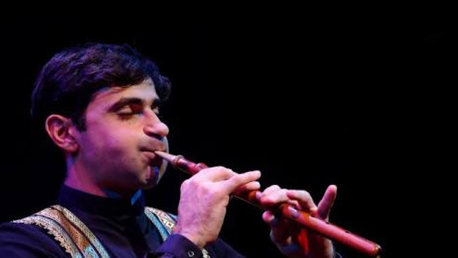 Duduk-Solokonzert- unter den Linden,  mit Haïg Sarikouyoumdjian
