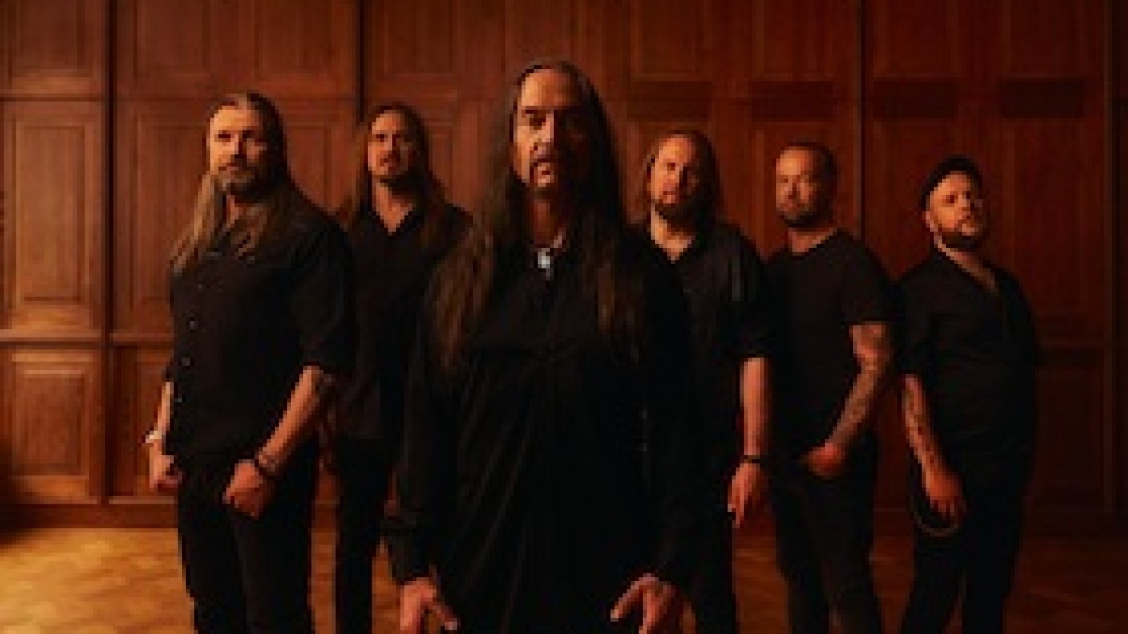 Amorphis + Múr