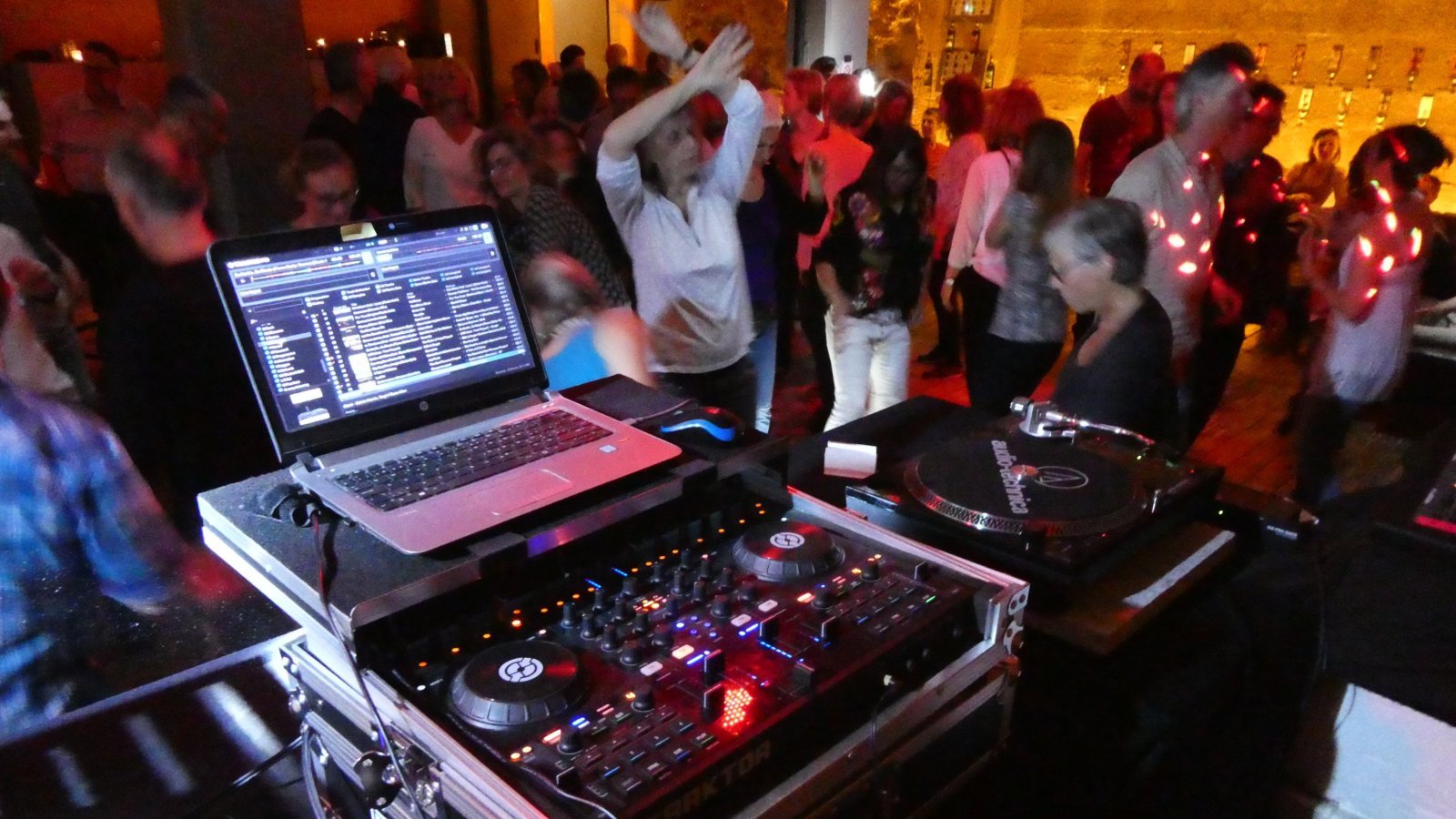 Tanzparty ...and the beat goes on!