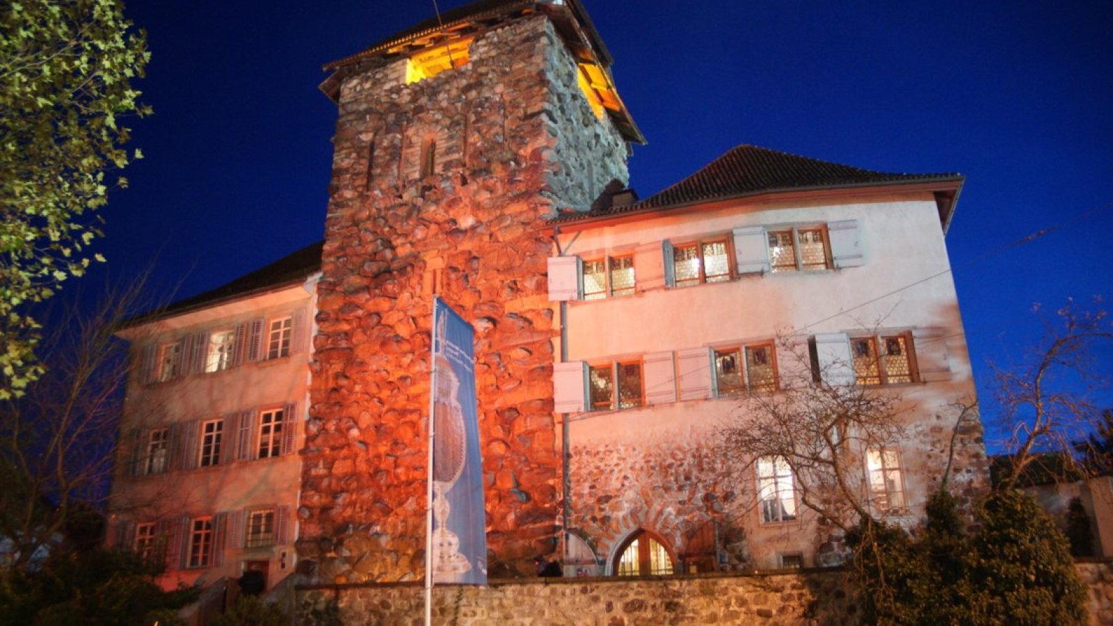 Schauergeschichten im Schloss für Erwachsene und Jugendliche