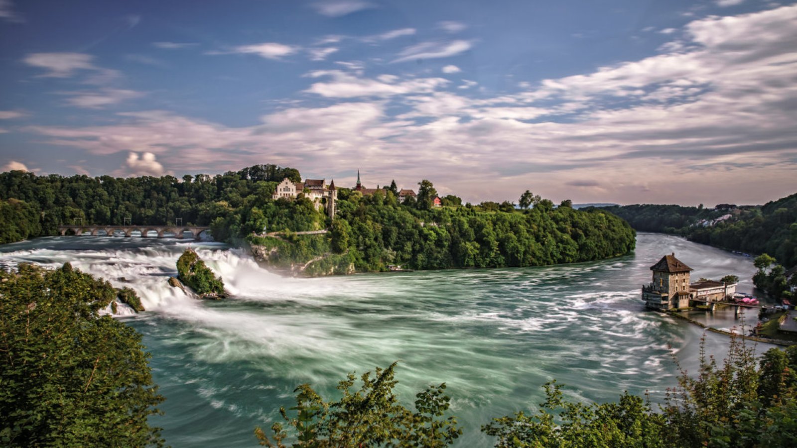 Schnäggä-Sunntig am Rheinfall